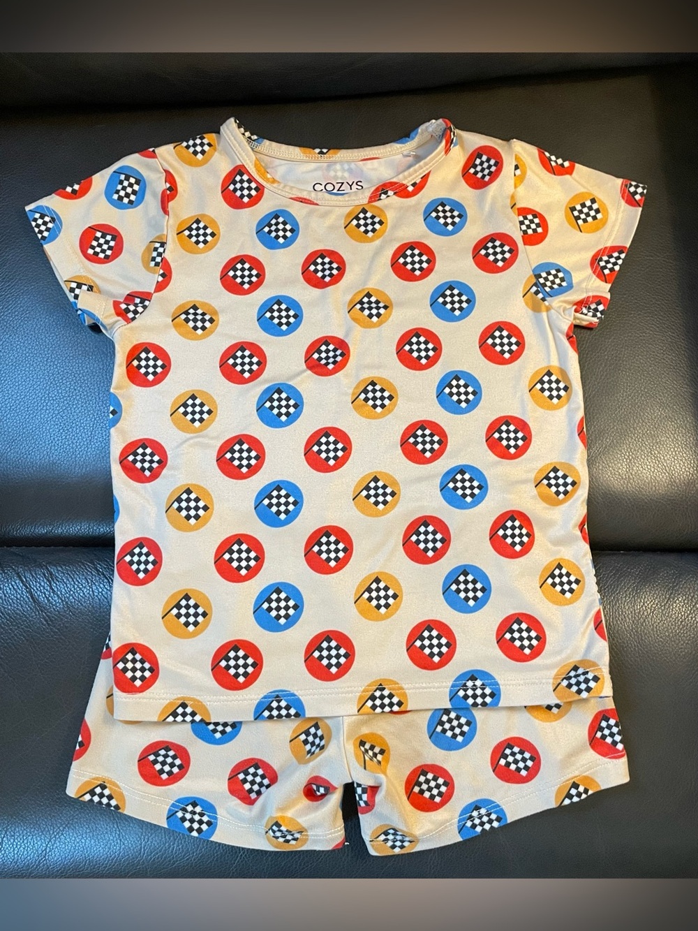 Cozy’s - $34 - Boys - 2T Pajama Set - Checkered w/ Race Flags - Like New